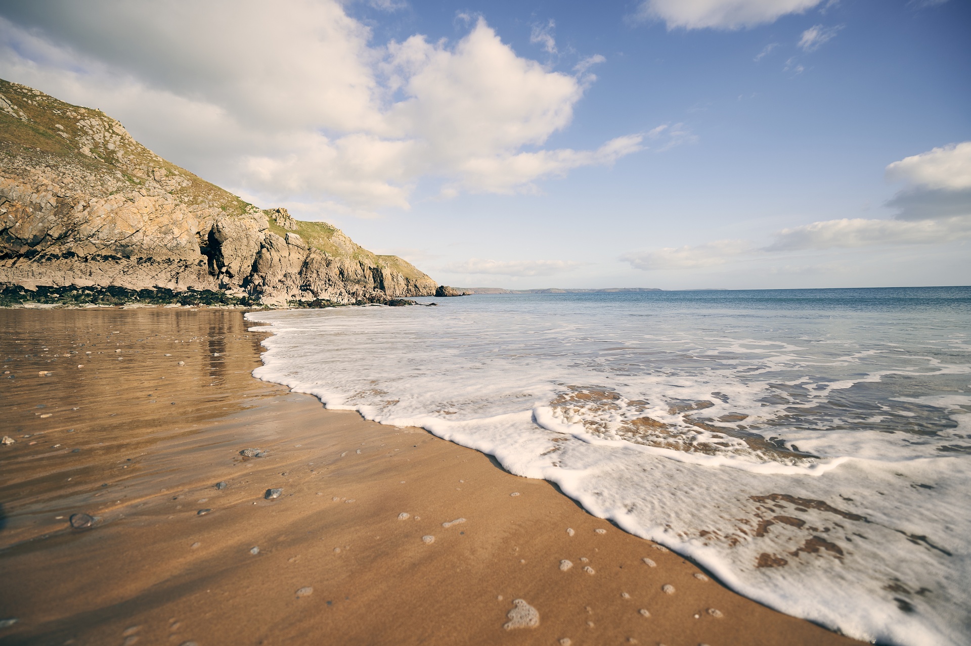Beautiful Barafundle Bay - a short drive from Florence Springs Glamping and Camping village near Tenby